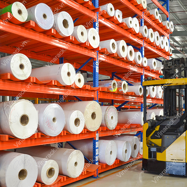GIÁ KỆ SELECTIVE PALLET RACKING-AVERY DENNISON